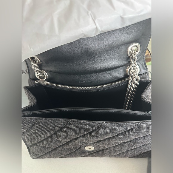 Brand NEW Balenciaga Cotton Quilted Crush Shoulder Bag - Picture 7 of 8